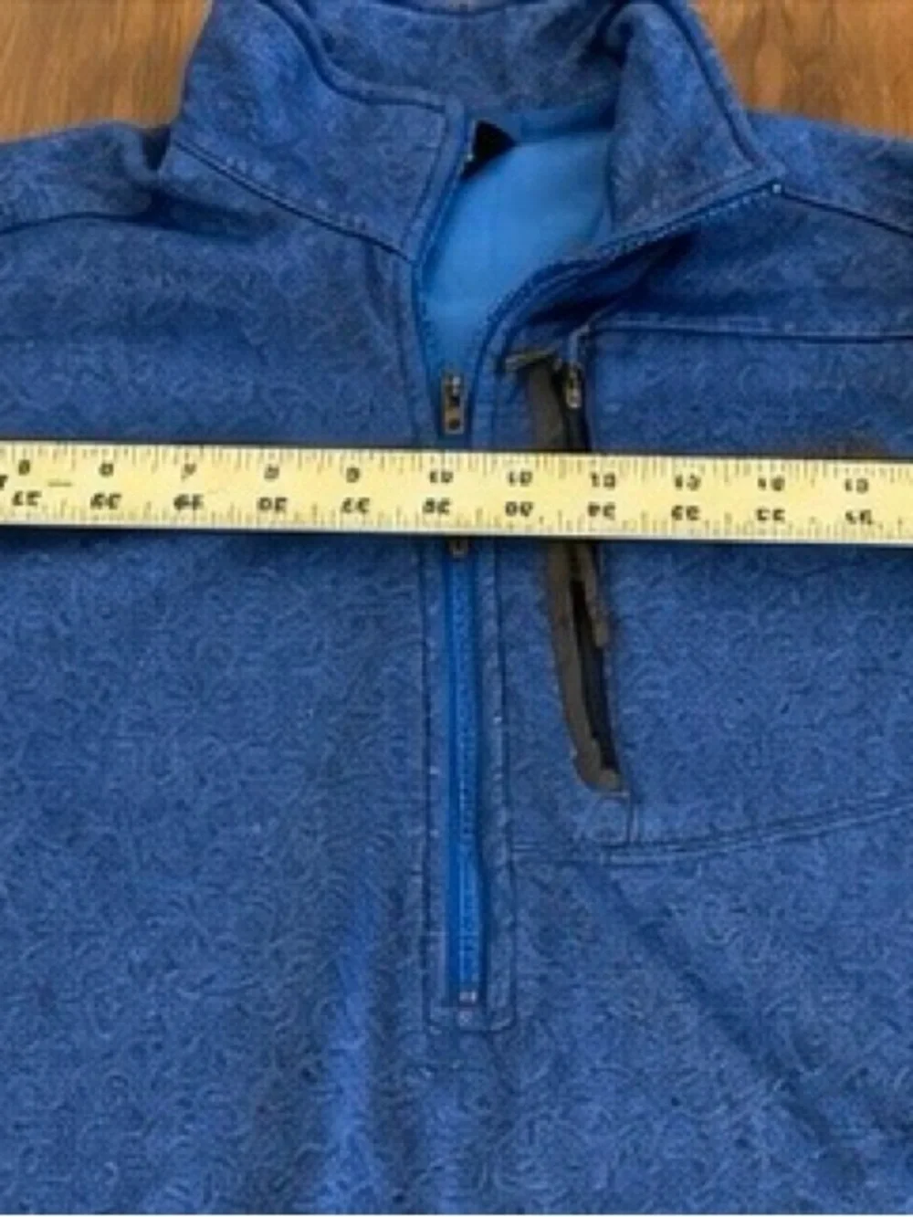The North Face Men's Heathered Blue Quarter-Zip Pullover